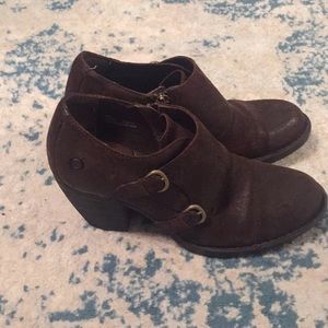 Born / BOC ankle boots distressed brown